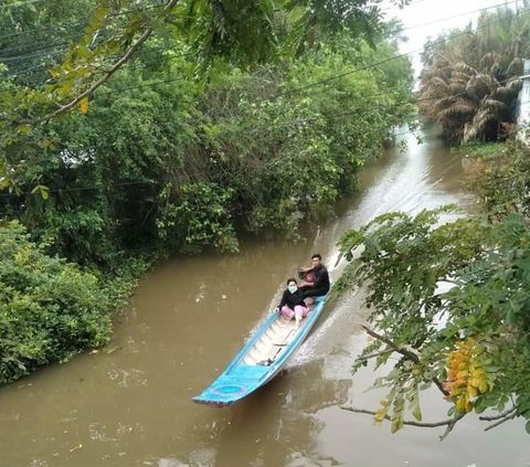 Nhà ơi! Quê ơi! Con biết phải làm sao đây? - Ảnh 1. Nhà ơi! Quê ơi! Con biết phải làm sao đây? - Ảnh 1.