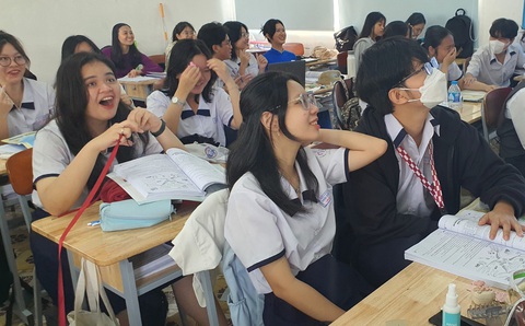 Một ngày thử làm giáo viên, học sinh kêu khổ quá - Ảnh 5. Một ngày thử làm giáo viên, học sinh kêu khổ quá - Ảnh 5.