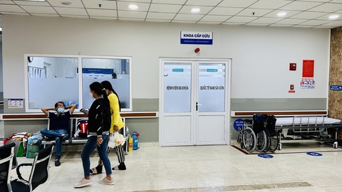 Vụ lừa đảo phụ huynh chuyển tiền vì trẻ chấn thương: Thông tin học sinh bị lọt ra từ nhà trường? - Ảnh 1. Vụ lừa đảo phụ huynh chuyển tiền vì trẻ chấn thương: Thông tin học sinh bị lọt ra từ nhà trường? - Ảnh 1.