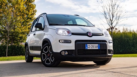 Đây là hòn đảo mà ô tô cỡ nhỏ Fiat Panda còn nhiều hơn cả số dân - Ảnh 5.