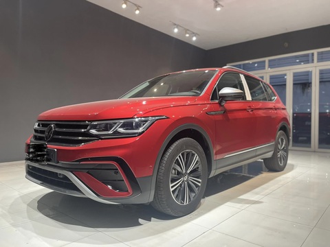 Loạt ô tô giảm giá tháng 3: Nissan ưu đãi gần 150 triệu đồng, Hyundai không kém cạnh - Ảnh 3. Loạt ô tô giảm giá tháng 3: Nissan ưu đãi gần 150 triệu đồng, Hyundai không kém cạnh - Ảnh 3.