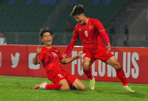 HLV Troussier mong cầu thủ U20 xử lý điểm yếu của... U22 Việt Nam - Ảnh 1. HLV Troussier mong cầu thủ U20 xử lý điểm yếu của... U22 Việt Nam - Ảnh 1.