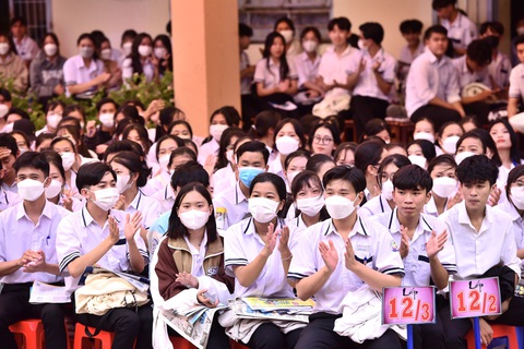 Có nên chọn ngành theo truyền thống gia đình, thế mạnh của địa phương? - Ảnh 1. Có nên chọn ngành theo truyền thống gia đình, thế mạnh của địa phương? - Ảnh 1.