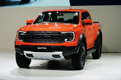 Ford Ranger Raptor 2023 giá từ 1,299 tỉ đồng, không dùng động cơ mạnh như bản quốc tế - Ảnh 1. Ford Ranger Raptor 2023 giá từ 1,299 tỉ đồng, không dùng động cơ mạnh như bản quốc tế - Ảnh 1.
