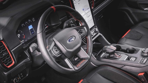 Ford Ranger Raptor 2023 giá từ 1,299 tỉ đồng, không dùng động cơ mạnh như bản quốc tế - Ảnh 3. Ford Ranger Raptor 2023 giá từ 1,299 tỉ đồng, không dùng động cơ mạnh như bản quốc tế - Ảnh 3.
