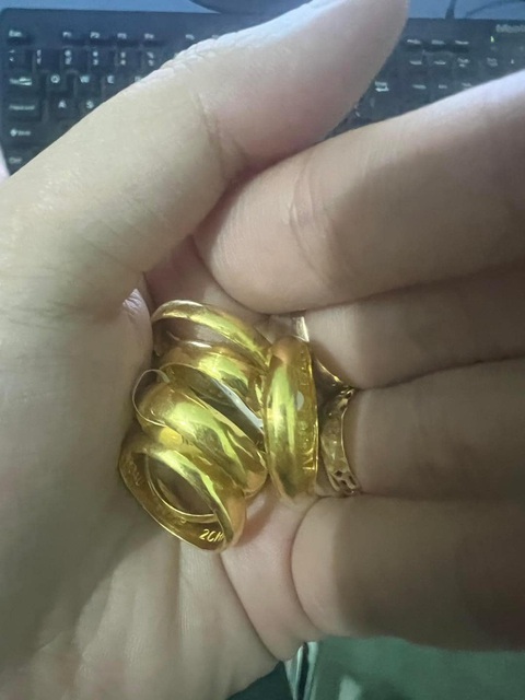 Cách để bà nội trợ có nhẫn vàng nhanh nhất: Giặt đồ! - Ảnh 5. Cách để bà nội trợ có nhẫn vàng nhanh nhất: Giặt đồ! - Ảnh 5.