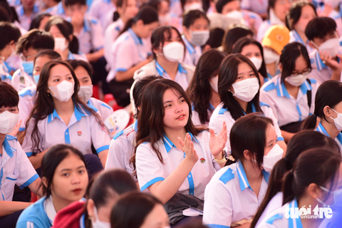 Ký ức 12 năm tư vấn hướng nghiệp sống lại ở cực nam Tổ quốc - Ảnh 8. Ký ức 12 năm tư vấn hướng nghiệp sống lại ở cực nam Tổ quốc - Ảnh 8.