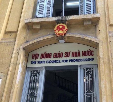 Xét giáo sư, phó giáo sư năm 2023: Thẩm định kỹ công trình khoa học có sử dụng AI - Ảnh 1. Xét giáo sư, phó giáo sư năm 2023: Thẩm định kỹ công trình khoa học có sử dụng AI - Ảnh 1.