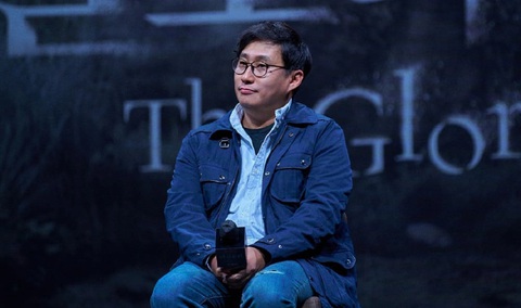 Đạo diễn The Glory làm phim về bạo lực học đường lại từng là kẻ đi bắt nạt - Ảnh 1. Đạo diễn The Glory làm phim về bạo lực học đường lại từng là kẻ đi bắt nạt - Ảnh 1.