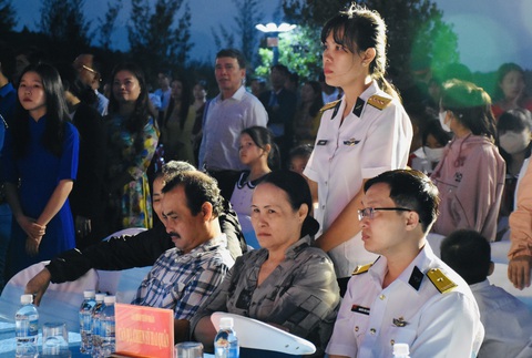 Tri ân chiến sĩ Gạc Ma: Những người yêu nước sẽ luôn nhớ về sự hy sinh của các anh - Ảnh 4. Tri ân chiến sĩ Gạc Ma: Những người yêu nước sẽ luôn nhớ về sự hy sinh của các anh - Ảnh 4.