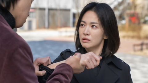 Bắt nạt học đường: Đâu cần đợi báo thù để cảnh tỉnh! - Ảnh 3. Song Hye Kyo trong The Glory