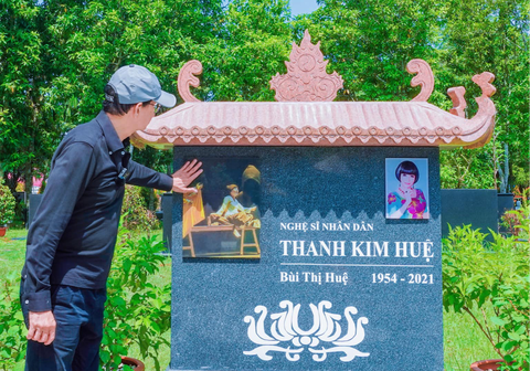 Bằng Kiều phản hồi câu nói khán giả giàu, nghèo gây tranh cãi - Ảnh 4. Bằng Kiều phản hồi câu nói khán giả giàu, nghèo gây tranh cãi - Ảnh 4.