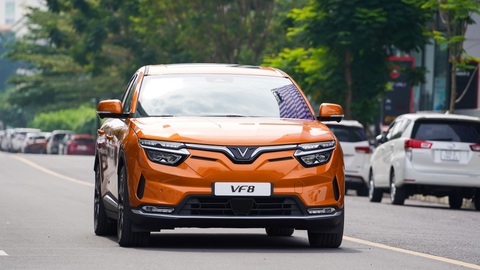 Mẫu xe VinFast VF 8 được giới chuyên môn đánh giá cao với nhiều giải thưởng danh giá - Ảnh: Đ.H. Mẫu xe VinFast VF 8 được giới chuyên môn đánh giá cao với nhiều giải thưởng danh giá - Ảnh: Đ.H.
