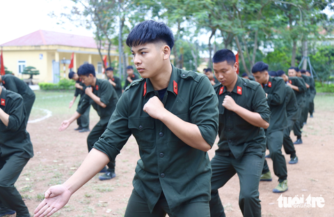 1 tháng thao trường của 800 tân binh công an - Ảnh 7. 1 tháng thao trường của 800 tân binh công an - Ảnh 7.