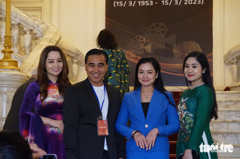 Trụ sở Hãng phim truyện Việt Nam hoang tàn, đổ nát không thể tưởng tượng nổi - Ảnh 4. Trụ sở Hãng phim truyện Việt Nam hoang tàn, đổ nát không thể tưởng tượng nổi - Ảnh 4.