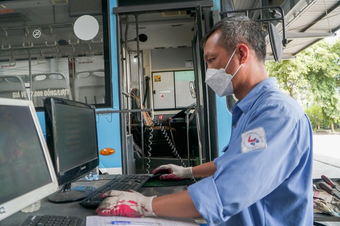 Bộ Quốc phòng sẽ hỗ trợ 30 đăng kiểm viên cho Cục Đăng kiểm - Ảnh 1. Bộ Quốc phòng sẽ hỗ trợ 30 đăng kiểm viên cho Cục Đăng kiểm - Ảnh 1.