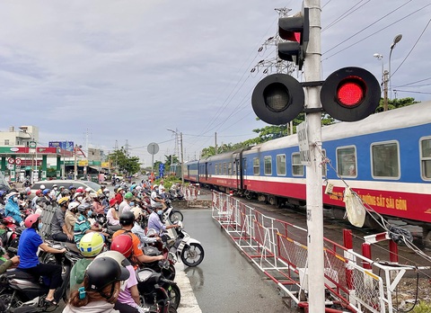 Tin tức sáng 16-3: Xét xử 62 bị cáo trong vụ án đánh bạc ngàn tỉ - Ảnh 4. Tin tức sáng 16-3: Xét xử 62 bị cáo trong vụ án đánh bạc ngàn tỉ - Ảnh 4.