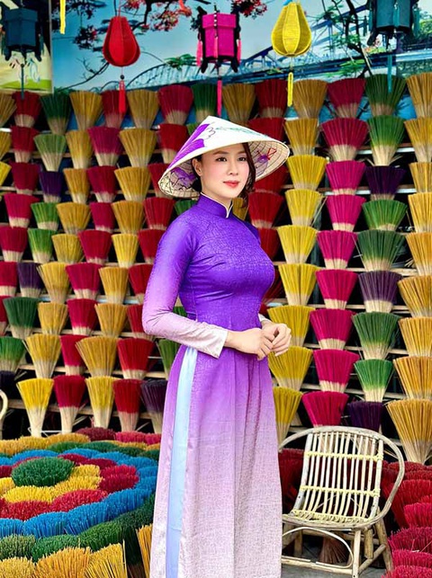 Ảnh vui sao Việt 15-3: Ngô Thanh Vân trêu chồng cố gắng trẻ hơn vợ - Ảnh 6. Ảnh vui sao Việt 15-3: Ngô Thanh Vân trêu chồng cố gắng trẻ hơn vợ - Ảnh 6.