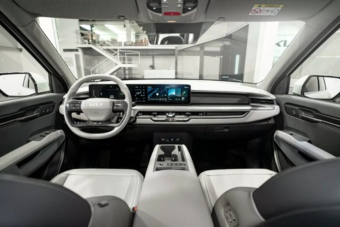 Kia EV9 ra mắt: SUV điện 7 chỗ rẻ nhất, ghế xoay 180 độ, rộng rãi cho cả nhà - Ảnh 3. Kia EV9 ra mắt: SUV điện 7 chỗ rẻ nhất, ghế xoay 180 độ, rộng rãi cho cả nhà - Ảnh 3.