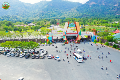 Núi Cấm: Bí mật những hồ nước trời - Ảnh 1. Bước qua Cổng trời Cáp treo Núi Cấm để đến với những bí mật được bật mí- Ảnh: Cty cung cấp.