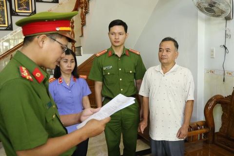 Khởi tố vụ nhận hối lộ tại Trung tâm đăng kiểm 85-02D - Ảnh 1. Khởi tố vụ nhận hối lộ tại Trung tâm đăng kiểm 85-02D - Ảnh 1.