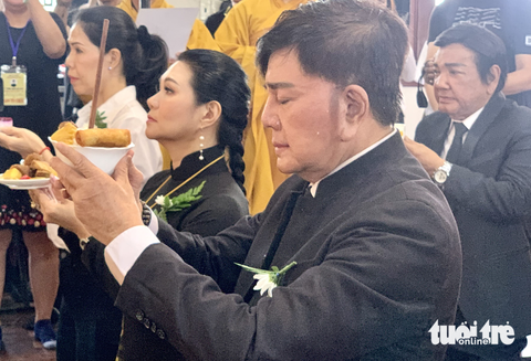 Thoại Miêu, Châu Thanh, Thoại Mỹ, Ngọc Huyền… cùng tưởng niệm nghệ sĩ Diệp Lang - Ảnh 1. Thoại Miêu, Châu Thanh, Thoại Mỹ, Ngọc Huyền… cùng tưởng niệm nghệ sĩ Diệp Lang - Ảnh 1.