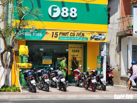 Đồng loạt kiểm tra 13 điểm kinh doanh của F88 ở Tiền Giang - Ảnh 1. Đồng loạt kiểm tra 13 điểm kinh doanh của F88 ở Tiền Giang - Ảnh 1.
