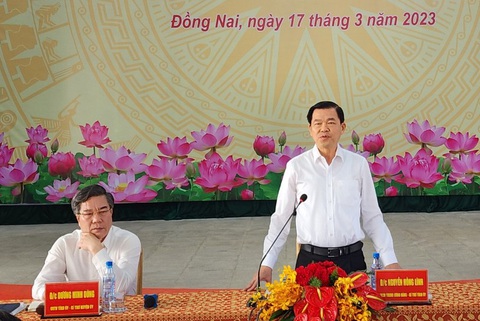 Lo an cư cho dân, sớm bàn giao đất làm đường kết nối vào sân bay Long Thành - Ảnh 1. Lo an cư cho dân, sớm bàn giao đất làm đường kết nối vào sân bay Long Thành - Ảnh 1.