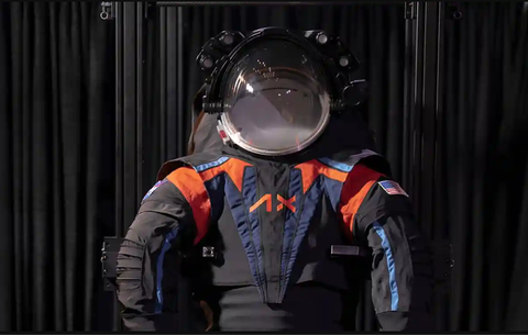 Trang phục phi hành gia mới của NASA gây ấn tượng - Ảnh 2. Trang phục phi hành gia mới của NASA gây ấn tượng - Ảnh 2.