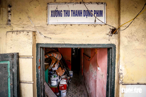 Cảnh Hãng phim truyện Việt Nam hoang tàn: Khi tổ ong bị rút cạn mật! - Ảnh 1. Cảnh Hãng phim truyện Việt Nam hoang tàn: Khi tổ ong bị rút cạn mật! - Ảnh 1.