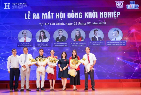 Tân sinh viên HIU nhận học bổng và cơ hội việc làm từ 500 doanh nghiệp - Ảnh 3. Hội đồng Hướng nghiệp đồng hành cùng cuộc thi HIU - StartUp2023