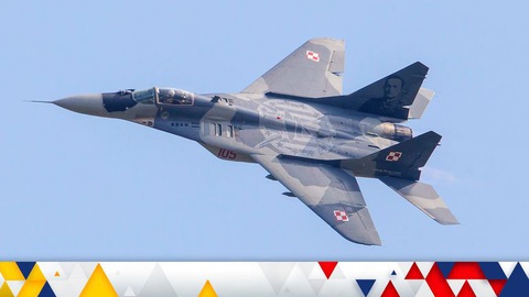 Ba Lan gửi tiêm kích đến Ukraine, làm gương cho NATO - Ảnh 1. Ba Lan gửi tiêm kích đến Ukraine, làm gương cho NATO - Ảnh 1.