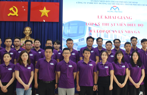 28 bạn trẻ bước vào học quản lý tuyến metro số 1 Bến Thành - Suối Tiên - Ảnh 1. 28 bạn trẻ bước vào học quản lý tuyến metro số 1 Bến Thành - Suối Tiên - Ảnh 1.