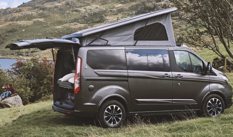 Cách biến Ford Transit thành nhà di động với không gian như phòng nghỉ mini - Ảnh 3. Cách biến Ford Transit thành nhà di động với không gian như phòng nghỉ mini - Ảnh 3.