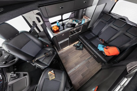 Cách biến Ford Transit thành nhà di động với không gian như phòng nghỉ mini - Ảnh 8. Cách biến Ford Transit thành nhà di động với không gian như phòng nghỉ mini - Ảnh 8.