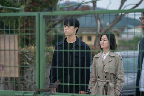Quá u mê, fan ‘The Glory’ cộng sổ luôn chi phí báo thù giúp Song Hye Kyo - Ảnh 6. Quá u mê, fan ‘The Glory’ cộng sổ luôn chi phí báo thù giúp Song Hye Kyo - Ảnh 6.