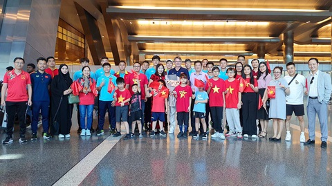 HLV Troussier và đội tuyển U23 Việt Nam đã đến Qatar - Ảnh 5. HLV Troussier và đội tuyển U23 Việt Nam đã đến Qatar - Ảnh 5.