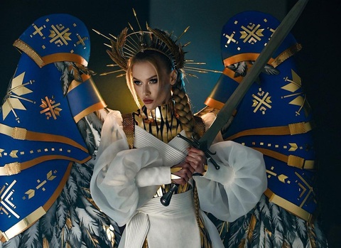 Miss Universe công bố người chiến thắng National Costume - Ảnh 4. Miss Universe công bố người chiến thắng National Costume - Ảnh 4.