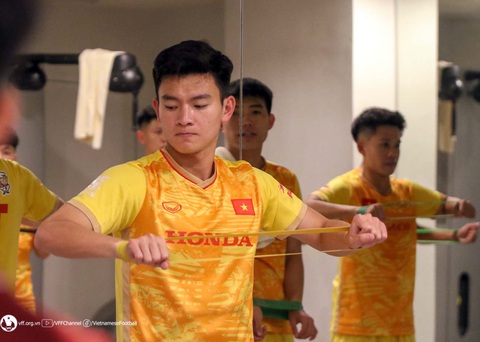 U23 Việt Nam hội quân ở Qatar, chuẩn bị cho Doha Cup - Ảnh 2. U23 Việt Nam hội quân ở Qatar, chuẩn bị cho Doha Cup - Ảnh 2.