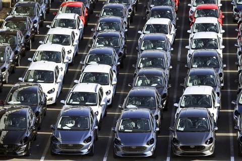 Xe Ford sẽ tự lái về đại lý nếu chủ nhân chậm thanh toán - Ảnh 2. Xe Ford sẽ tự lái về đại lý nếu chủ nhân chậm thanh toán - Ảnh 2.