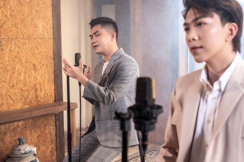 Phạm Khánh Hưng: Vợ cũ và 3 bạn gái cũ cùng ăn cơm với ba mẹ tôi - Ảnh 4. Phạm Khánh Hưng: Vợ cũ và 3 bạn gái cũ cùng ăn cơm với ba mẹ tôi - Ảnh 4.