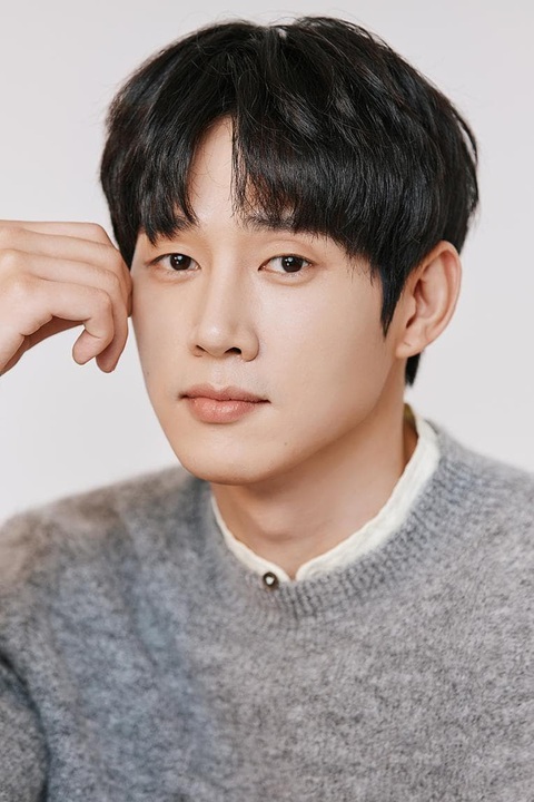 Ngỡ ngàng với xuất thân trâm anh thế phiệt của ác nam phim The Glory - Park Sung Hoon - Ảnh 1. Ngỡ ngàng với xuất thân trâm anh thế phiệt của ác nam phim The Glory - Park Sung Hoon - Ảnh 1.