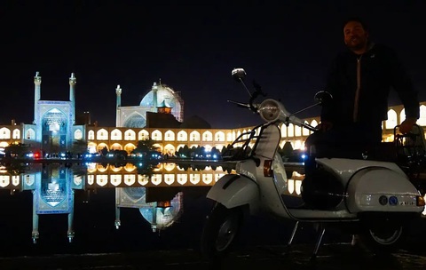 Một mình phượt từ Ý sang Đông Nam Á bằng xe máy Vespa cổ: Chuyến đi trong mơ của dân mê 2 bánh - Ảnh 12. Một mình phượt từ Ý sang Đông Nam Á bằng xe máy Vespa cổ: Chuyến đi trong mơ của dân mê 2 bánh - Ảnh 12.