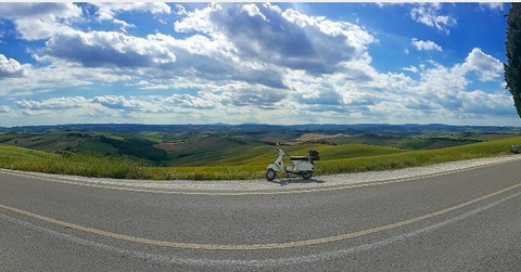 Một mình phượt từ Ý sang Đông Nam Á bằng xe máy Vespa cổ: Chuyến đi trong mơ của dân mê 2 bánh - Ảnh 5. Một mình phượt từ Ý sang Đông Nam Á bằng xe máy Vespa cổ: Chuyến đi trong mơ của dân mê 2 bánh - Ảnh 5.