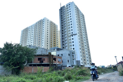 Cần "bộ ba" cho nhà ở xã hội - Ảnh 2. Dự án chung cư nhà ở xã hội Vĩnh Lộc A (huyện Bình Chánh, TP.HCM) - Ảnh: T.T.D.
