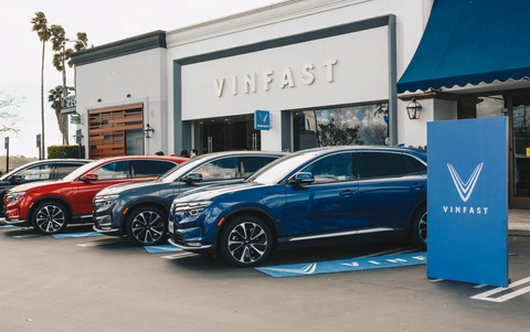 VinFast bàn giao xe cho khách hàng Mỹ - Ảnh 2. VinFast bàn giao xe cho khách hàng Mỹ - Ảnh 2.