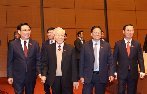 Ông Võ Văn Thưởng được giới thiệu làm Chủ tịch nước - Ảnh 3. Tổng bí thư Nguyễn Phú Trọng, Thủ tướng Phạm Minh Chính, Chủ tịch Quốc hội Vương Đình Huệ và ông Võ Văn Thưởng tham dự kỳ họp - Ảnh: TTXVN