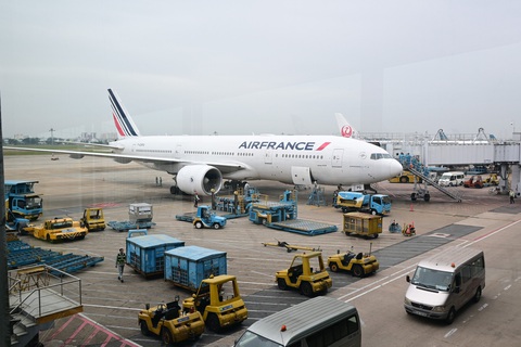 Vietnam Airlines nối lại hợp tác với Air France từ 26-3 - Ảnh 1. Vietnam Airlines nối lại hợp tác với Air France từ 26-3 - Ảnh 1.