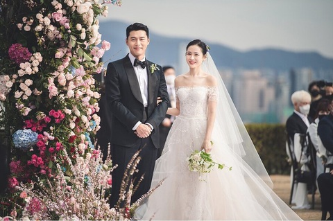 Khán giả rúng động về tin đồn ly hôn của Hyun Bin và Son Ye Jin - Ảnh 1. Khán giả rúng động về tin đồn ly hôn của Hyun Bin và Son Ye Jin - Ảnh 1.