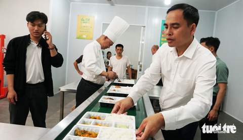 Đặt hàng tự động xóa ác cảm cơm văn phòng - Ảnh 2. Đặt hàng tự động xóa ác cảm cơm văn phòng - Ảnh 2.